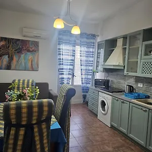 casa-marta-palermo-90123.sicilyhotelsitaly.net/