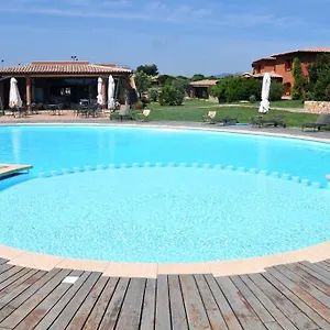 **** Holiday park Cala Paradiso Italy